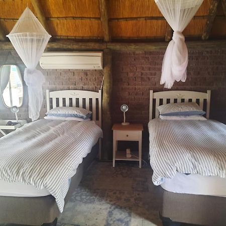 Terra Rouge Guestfarm & Sonstraal Farmhouse Koes Luaran gambar